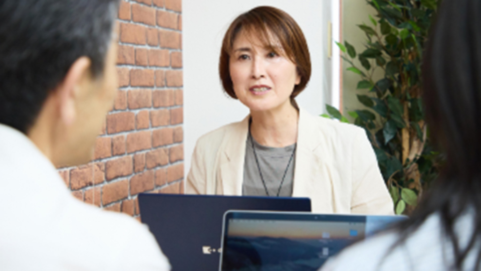 社員・管理職・組織　3方への支援を通じて
いきいきと働ける職場環境づくりを手伝います